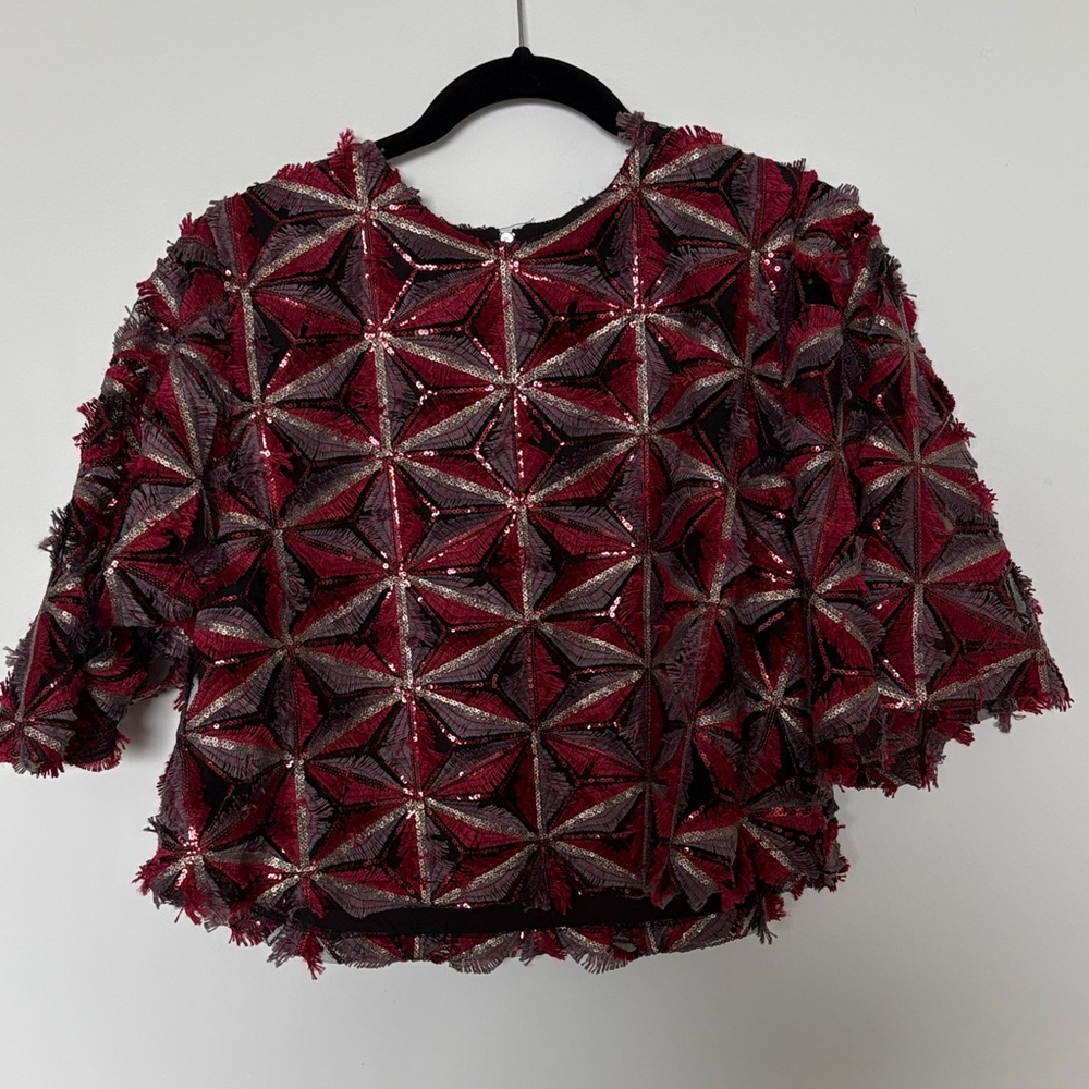 Cabela's Burgundy and Black Geometric Women's Blouse